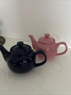 (old Amsterdam)2-Ceramic Teapot Set - Pink and Black, microwave& dishwasher safe